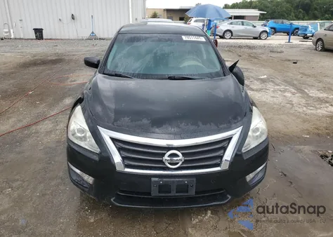 2015 Nissan Altima 2.5 z USA, uszkodzony, nr VIN 1N4AL3AP4FC442432
